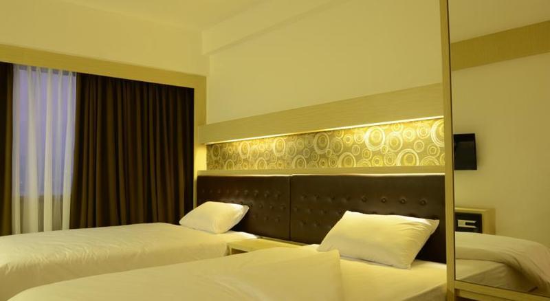 Star Hotel Semarang Exteriör bild